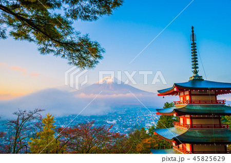 Beautiful landscape of mountain fuji with chureito pagoda around maple leaf tree in autumn season Beautiful landscape of mountain fuji with chureito pagoda around maple leaf tree in autumn season 45825629