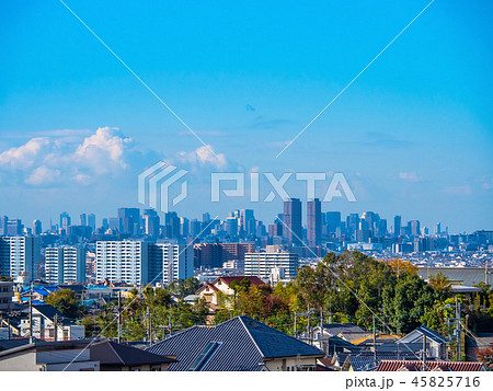 寝屋川市と大阪市内の超高層ビル 45825716