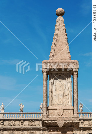 Column Shrine - Piazza delle Erbe - Verona Italy Column Shrine - Piazza delle Erbe - Verona Italy 45839241