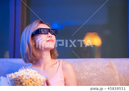 woman watch 3d movie woman watch 3d movie 45839551