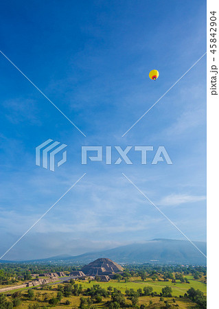 テオティワカン遺跡 45842904