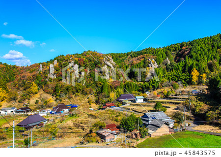 立羽田の景の紅葉 【大分県中津市裏耶馬渓】 立羽田の景の紅葉 【大分県中津市裏耶馬渓】 45843575
