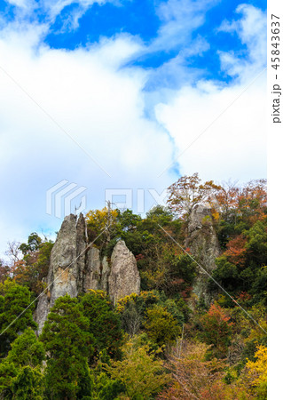 立羽田の景の紅葉 【大分県中津市裏耶馬渓】 立羽田の景の紅葉 【大分県中津市裏耶馬渓】 45843637