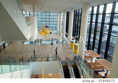 札幌市民交流プラザ館内風景（２F） 45846075