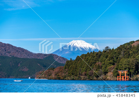 Mountain Fuji, Lake Ashi with Hakone temple 45848345