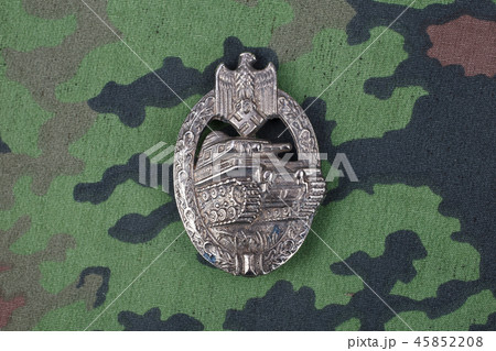 General Tank Assault Badge - german nazi award General Tank Assault Badge - german nazi award 45852208