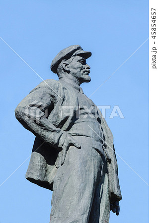 Sculpture of Lenin - Russian Communist leader 45854657