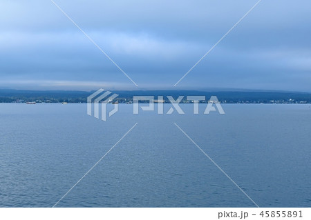 曇り空の山中湖の情景 山梨 曇り空の山中湖の情景 山梨 45855891