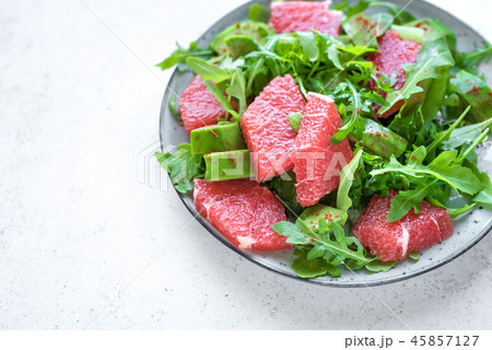 Arugula  Salad with Avocado, Grapefruit 45857127