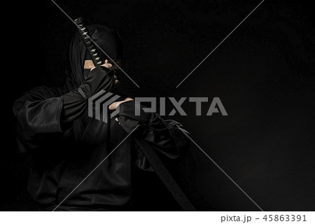 刀を持つ忍者 45863391