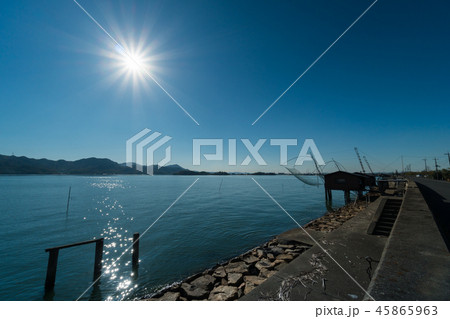 瀬戸内海の四手網小屋の風景 45865963