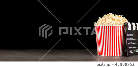 Full popcorn bucket Full popcorn bucket 45868752