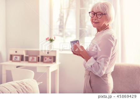 Good-looking female wearing office stylish simple clothes 45869429