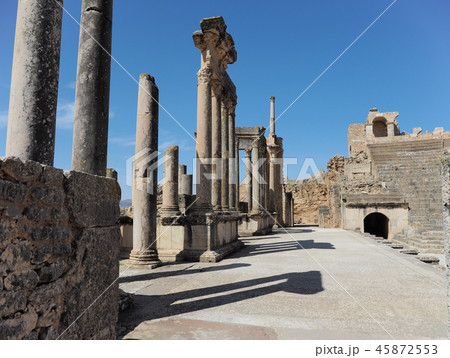 チュニジア・ドゥッガ遺跡 / Roman Ruins of Dougga, Tunisia 45872553