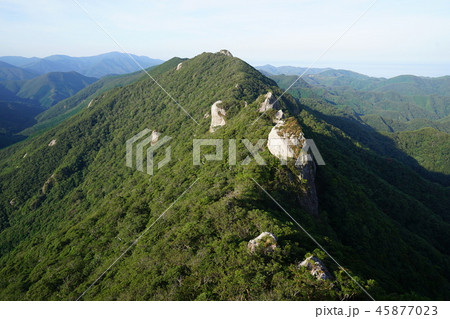 白嶽山頂から続く尾根 白嶽山頂から続く尾根 45877023