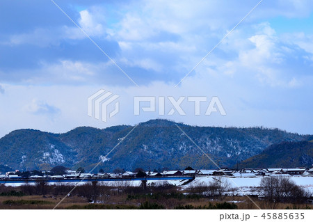 冬の到来・倉吉初雪 45885635