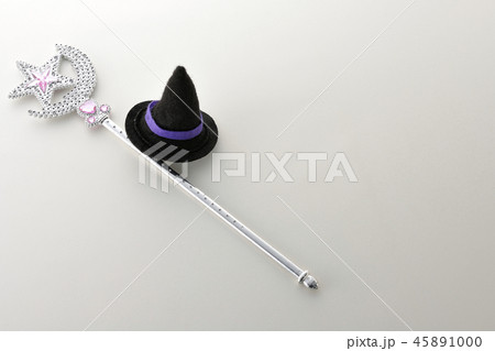 魔女　魔法使い 45891000