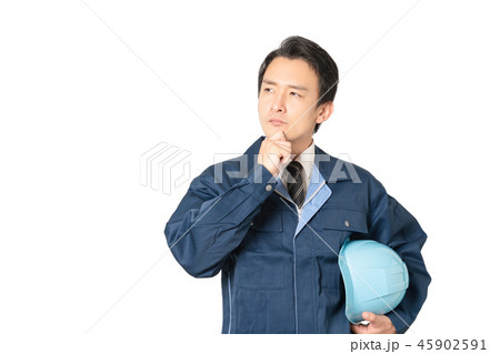 考えるエンジニア 45902591