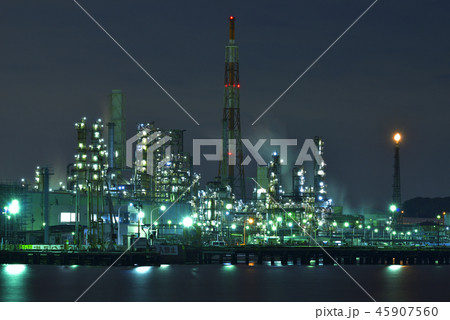横浜市磯子湾 【神奈川県】 工場夜景 45907560