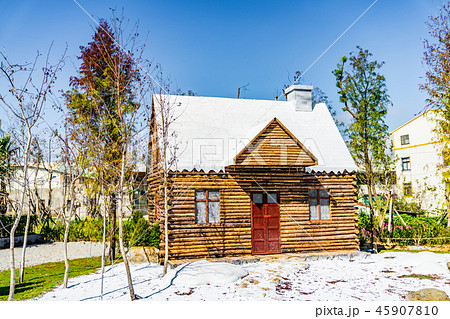 雪 スノー 家 45907810