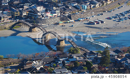 錦帯橋(山口県:岩国城からの眺望) 錦帯橋(山口県:岩国城からの眺望) 45908054