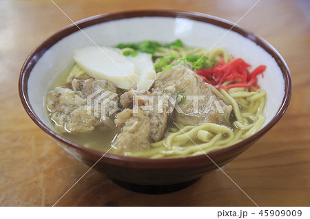 沖縄そば　ソーキそば 45909009