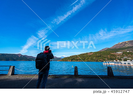 Mountain Fuji, Lake Ashi with Hakone temple 45912747