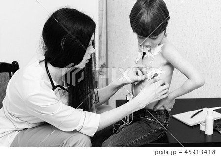 Cardiogram of heart, holter Cardiogram of heart, holter 45913418