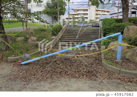 台風21号による街灯倒壊（ 大阪 桜之宮公園 ） 45917082