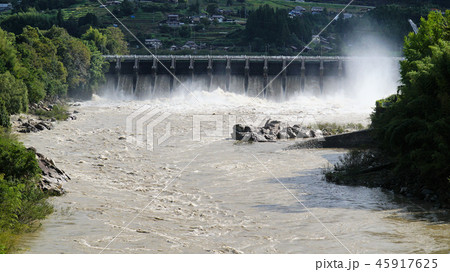 落合ダム全門放流 落合ダム全門放流 45917625