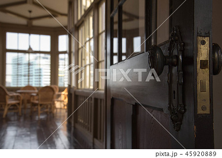 インテリア 家具 洋風 洋館 西洋 部屋 建物 室内 背景の写真素材 4598