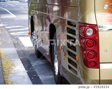 バス　左側　停車中 45928334