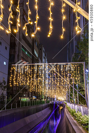 イルミネーションの渋谷ストリーム　夜景 45930860