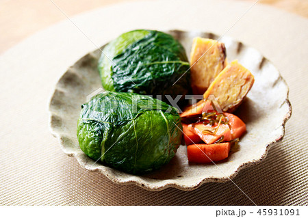 青菜(せいさい)巻きのおにぎり 青菜(せいさい)巻きのおにぎり 45931091