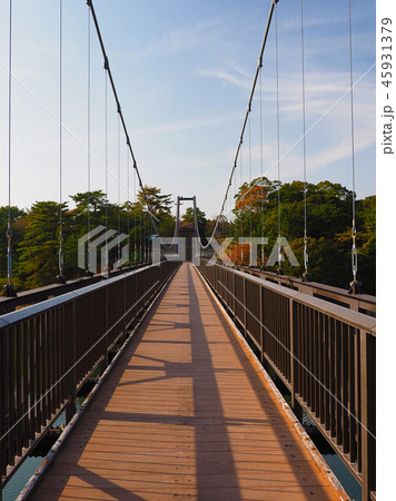 野岳大橋(長崎県：野岳湖：秋の行楽シーズン) 45931379