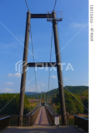 野岳大橋(長崎県：野岳湖：秋の行楽シーズン) 45931381
