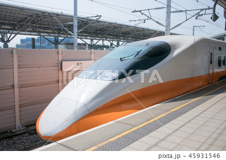 台湾　台湾高速鉄道　新竹高鉄駅　高鉄・HSR車両 45931546