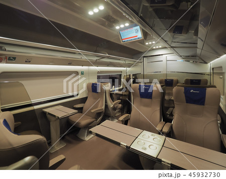 イタリア高速鉄道・フレッチャロッサ車内 / Frecciarossa, Italy 45932730
