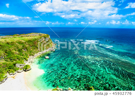 沖縄 宮城島果報バンタ 45932776