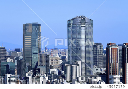 日本の東京都市景観　六本木ヒルズなどの街並みを望む 45937179