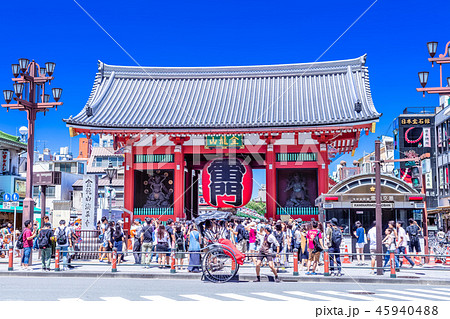 東京 浅草 雷門前の風景 東京 浅草 雷門前の風景 45940488