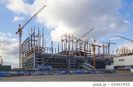 Multi-storey building under construction  45942450
