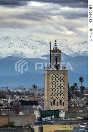 Marrakesh mosque standing tall against backdrop of Marrakesh mosque standing tall against backdrop of 45944467