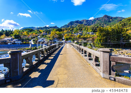 耶馬渓橋の秋景色 【大分県中津市本耶馬渓】 耶馬渓橋の秋景色 【大分県中津市本耶馬渓】 45948478