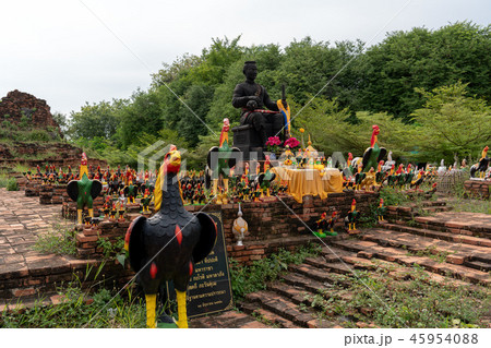 タイ・アユタヤ遺跡　ワット・タンミカラートの遺跡群 45954088