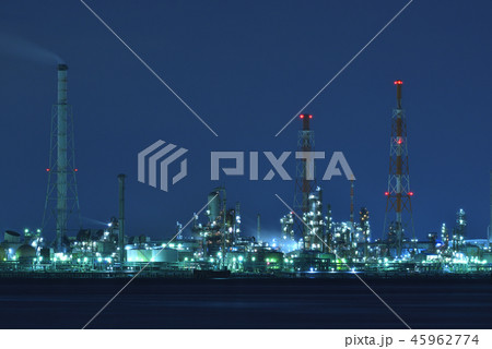 横浜市磯子湾 【神奈川県】 工場夜景 横浜市磯子湾 【神奈川県】 工場夜景 45962774