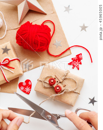 Christmas and New Year DIY presents in craft paperの写真素材 [45965005] - PIXTA