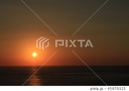 沖縄 慶良間諸島 夕焼け 風景 沖縄 慶良間諸島 夕焼け 風景 45970325