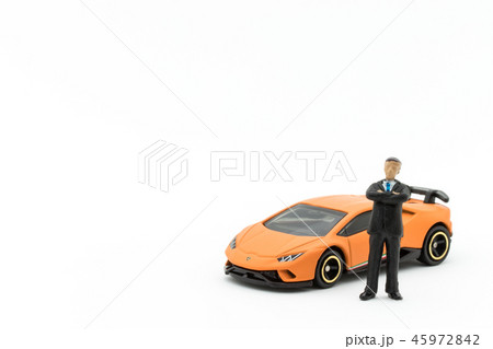 ランボルギーニと男性: Lamborghini and man ランボルギーニと男性: Lamborghini and man 45972842