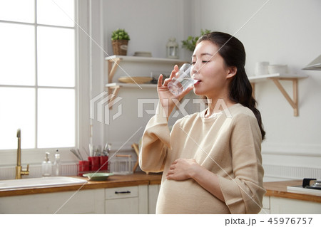 女性 女 女の子 45976757